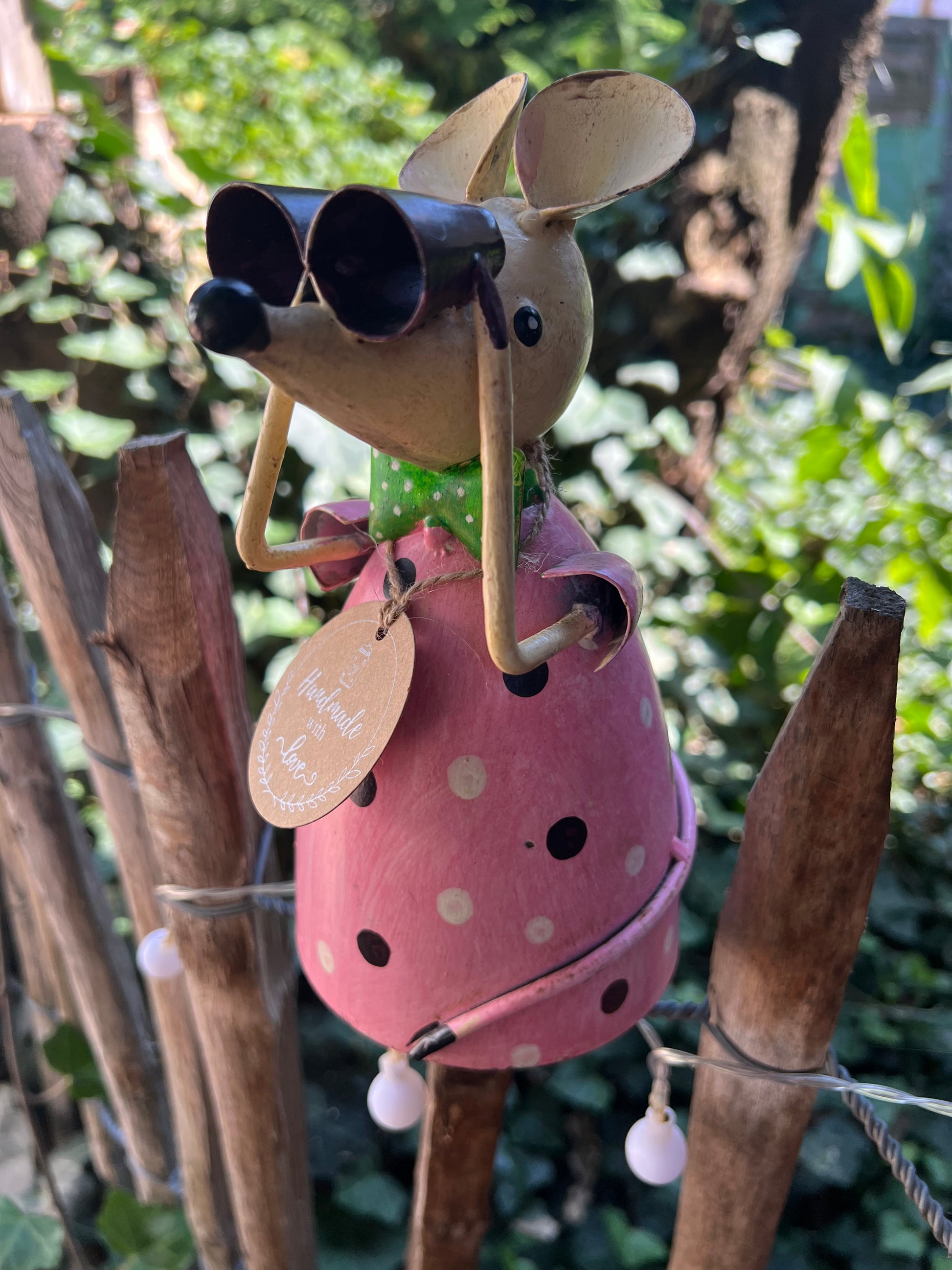 Zaunhocker Rosa Maus mit Tupfen 20 cm Höhe